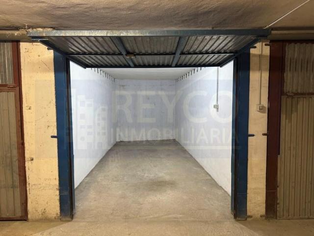 Garaje en venta en Haro photo 0