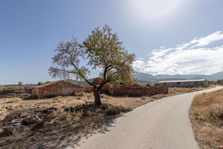 Chalet en venta en Gor, Gor photo 0