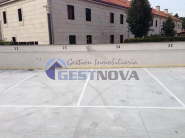 Garaje en venta en Santiago de Compostela, Centro photo 0