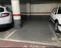 Parking en venta en Barcelona, Les Corts photo 0