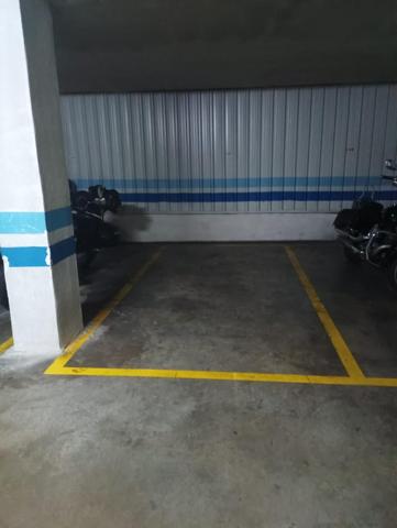 Garaje en venta en Córdoba, Sector Sur Zona Baja photo 0