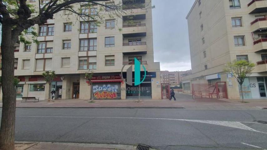 Garaje en venta en Logroño, Parque de San Adrian photo 0