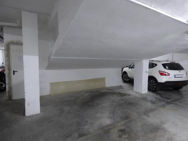 Garaje en venta en Cádiz, Avenida photo 0