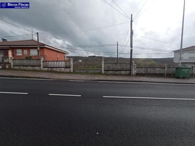 Terreno en venta en La Robla, Valgrande pajares photo 0