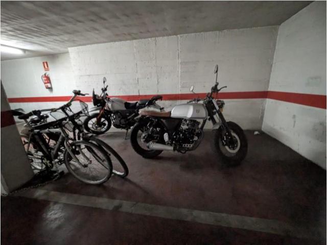 Parking en venta en Córdoba photo 0