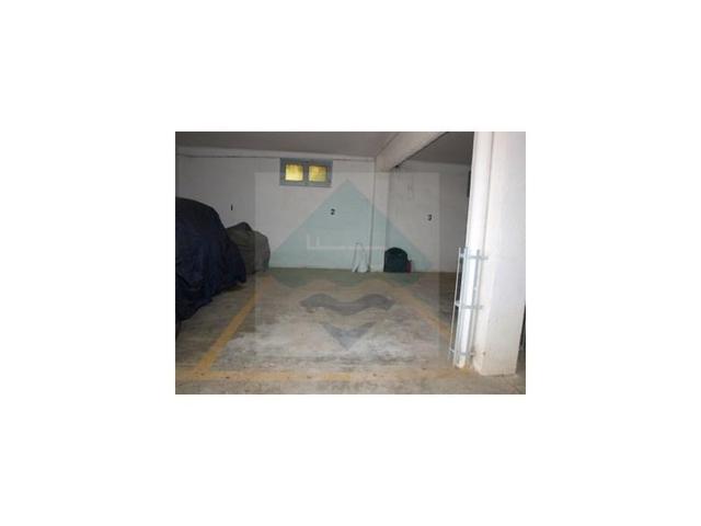 Garaje en venta en el Masnou photo 0