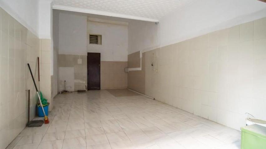 Local comercial en venta en Elda, Elda photo 0