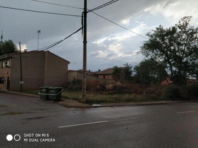 Terreno en venta en Laguna de Negrillos, Villace photo 0