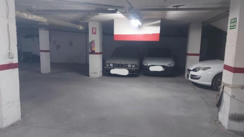 Garaje en venta en Jaén, Renfe - Center photo 0