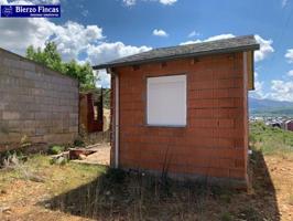 Casa con terreno en venta en Bembibre, Bembibre photo 0