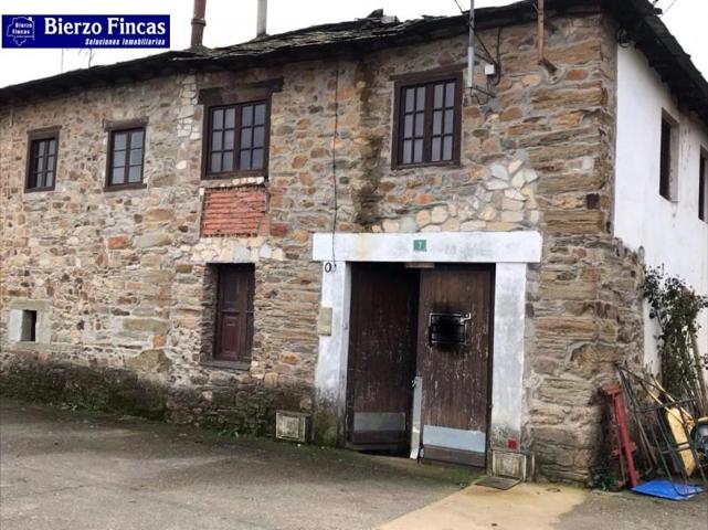 Casa con terreno en venta en Arganza, San juan de la mata photo 0