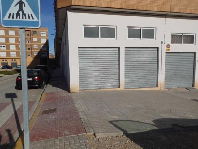 Garaje en venta en Almansa, Almansa photo 0