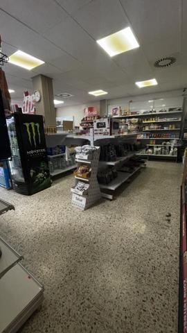 Local comercial en venta en Utebo photo 0