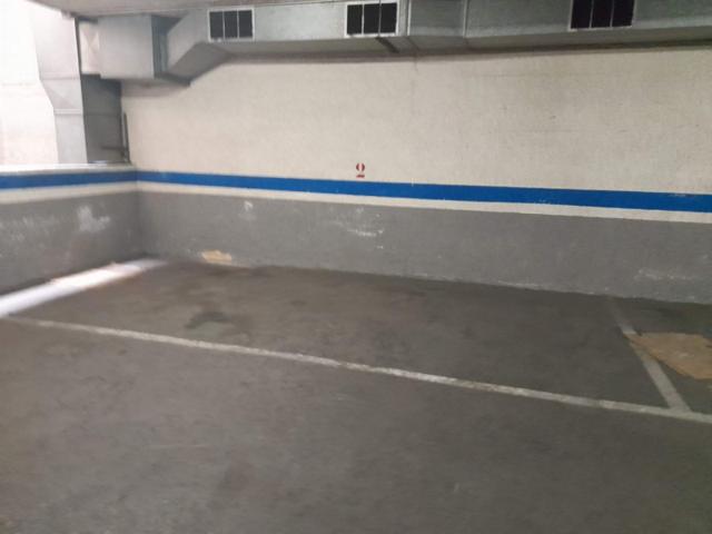 Parking en venta en Barcelona, La Prosperitat photo 0