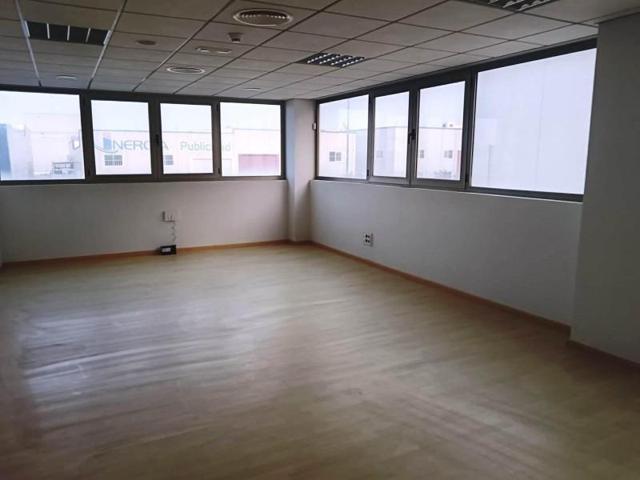 Oficina en venta en Ceuti, Ceuti photo 0