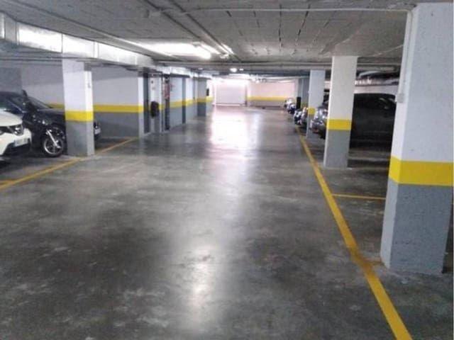 Garaje en venta en Adeje photo 0