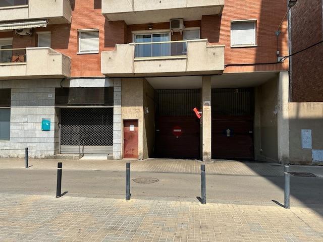 Parking en venta en L'Hospitalet de Llobregat, Sant Josep photo 0