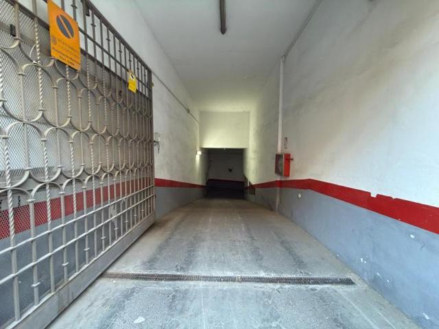 Garaje en venta en Córdoba photo 0