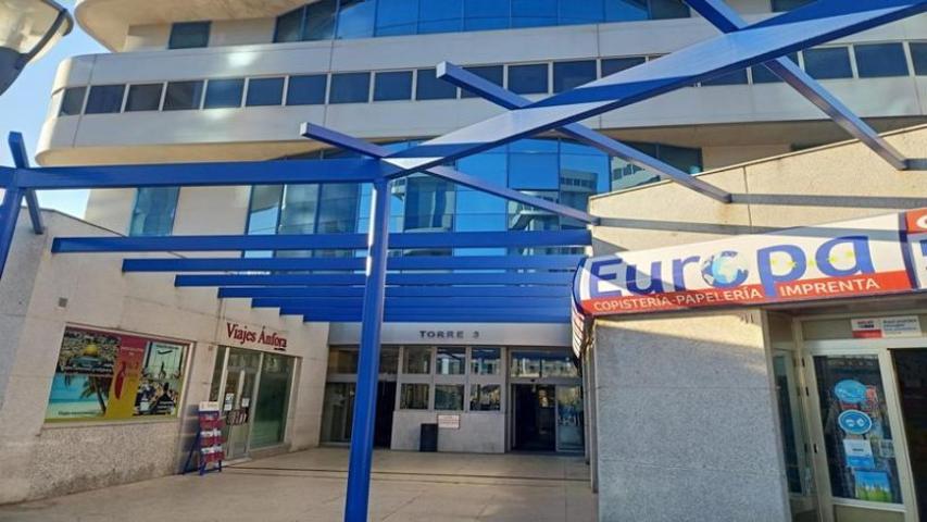 Oficina en venta en Sevilla, Calle Astronomía, 5, 41015 photo 0