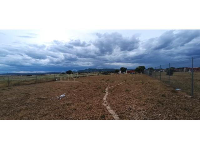 Chalet en venta en Cáceres photo 0