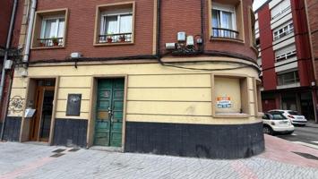 Local comercial en venta en Langreo, Sama photo 0