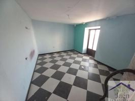 Piso en venta en Martos, Martos photo 0