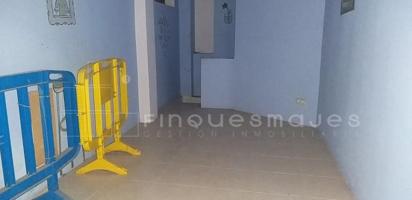 Local comercial en venta en Manresa, Bages photo 0