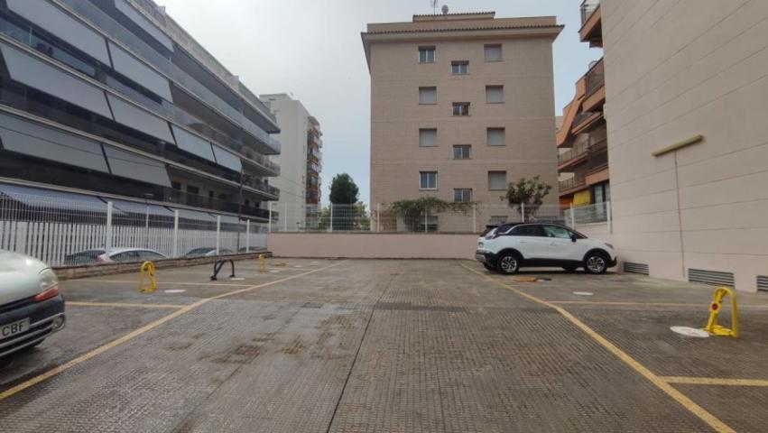 Garaje en venta en Salou, Calle Mayor photo 0
