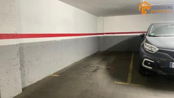 Garaje en venta en Barcelona, Porta photo 0
