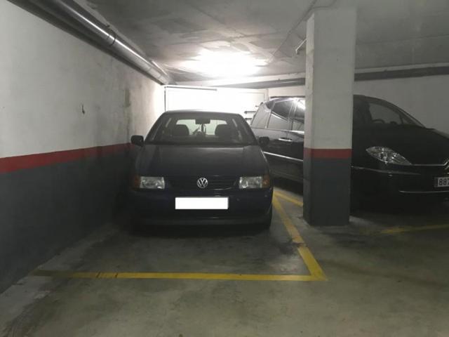 Parking en venta en Barcelona, Dreta de l´Eixample photo 0