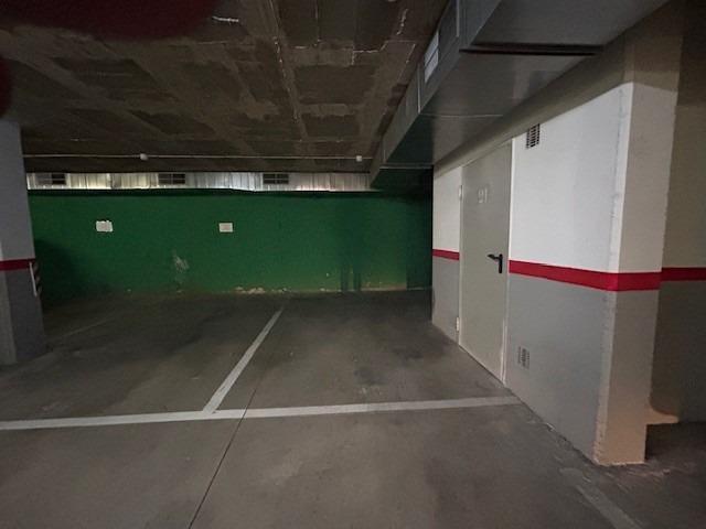 Parking en venta en Sabadell, Centre photo 0