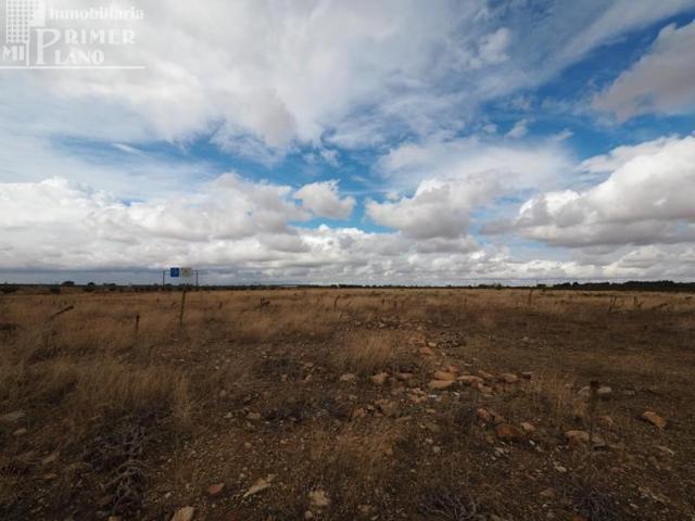 Terreno en venta en Tomelloso, Tomelloso photo 0