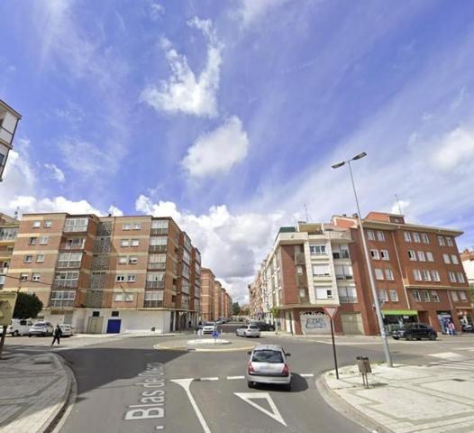 Piso en venta en Palencia, Hospital - Carrechiquilla photo 0