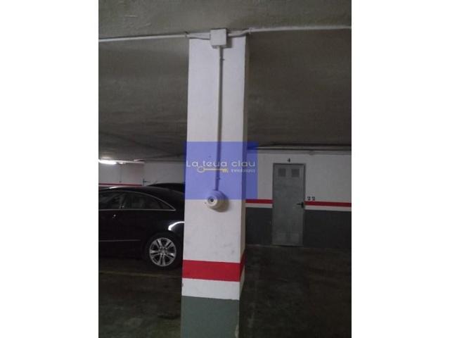 Garaje en venta en Xirivella photo 0