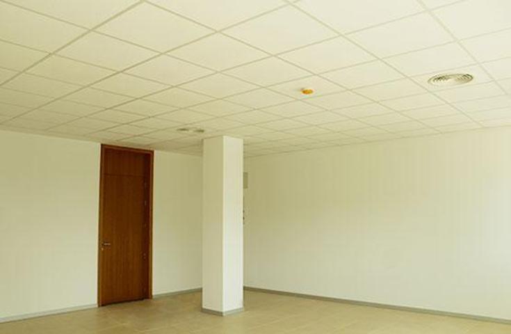 Oficina en venta en Sevilla, AVDA VIA APIA photo 0