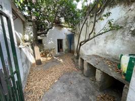 Casa en venta en Torre de Santa María, Extremadura photo 0