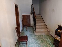 Casas de pueblo en venta en Bádenas, Aragon photo 0