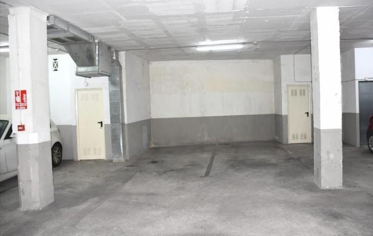 Garaje en venta en Alicante, Mercado photo 0