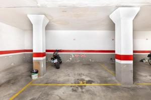 Garaje en venta en Granada, Gran capitan photo 0