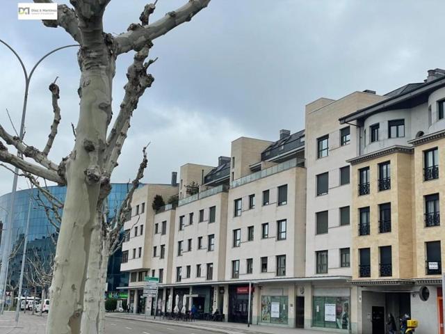 Garaje en venta en León, Eras de Renueva photo 0