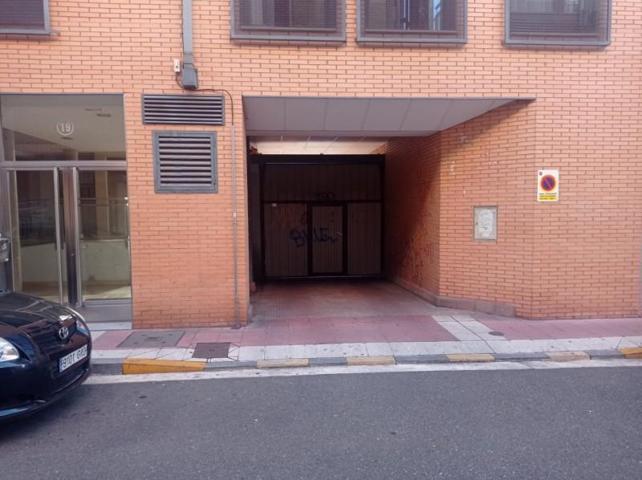 Garaje en venta en Valladolid, Delicias photo 0