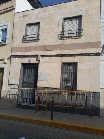 Casa en venta en Puente Genil, SEMICENTRO photo 0