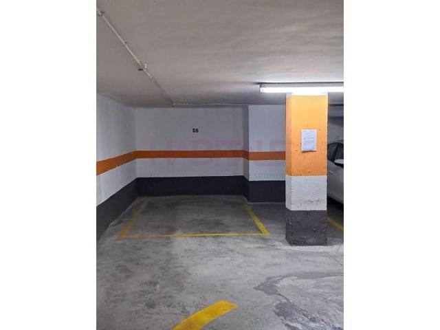 Garaje en venta en Valencia photo 0