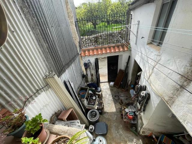 Casa en venta en Montánchez, MONTANCHEZ photo 0