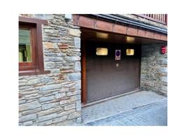 Parking en venta en Naut Aran photo 0