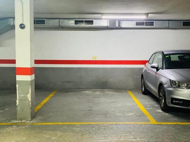 Parking en venta en Barcelona, El Putxet i Farró photo 0