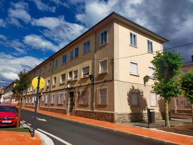 Piso en venta en Ponferrada, Flores del sil photo 0