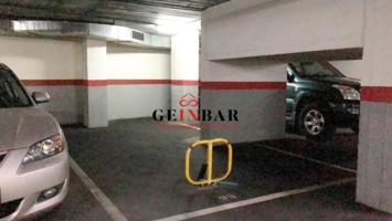 Parking en venta en Barcelona, Les Tres Torres photo 0