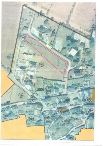 Terreno en venta en Ponferrada, Alta photo 0