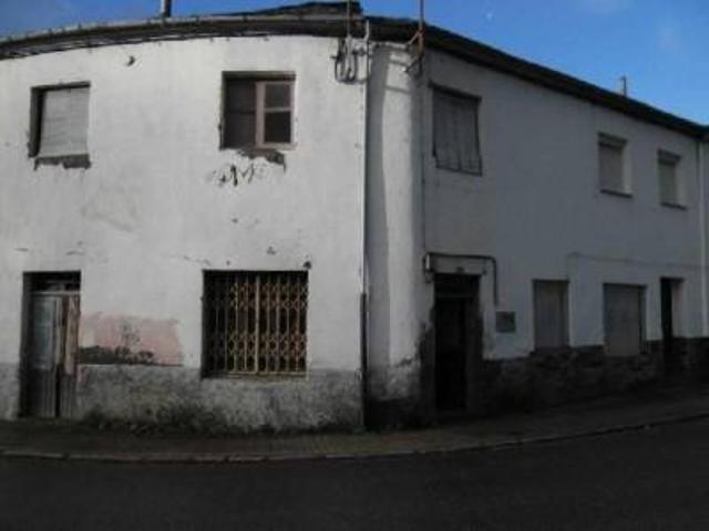 Casa en venta en Bembibre, Bembibre photo 0